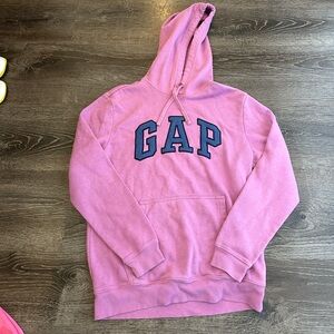 Comfy, cute Gap hoodie
